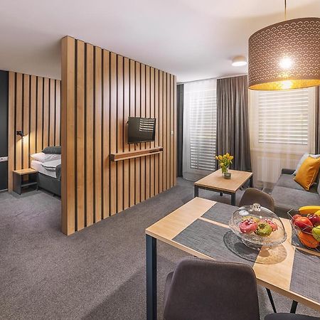Timeout City Hotel Liptovsky Mikulas Ngoại thất bức ảnh