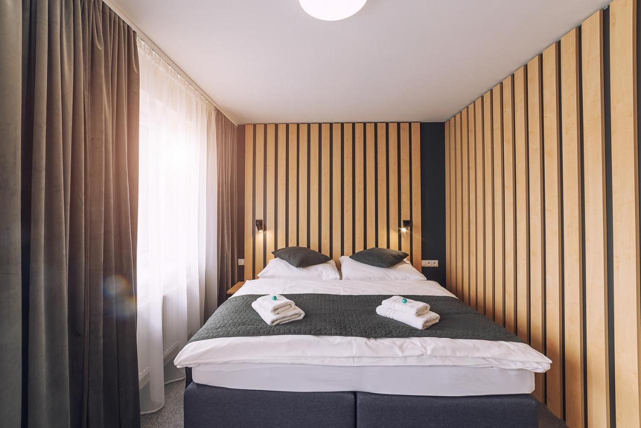 Timeout City Hotel Liptovsky Mikulas Ngoại thất bức ảnh