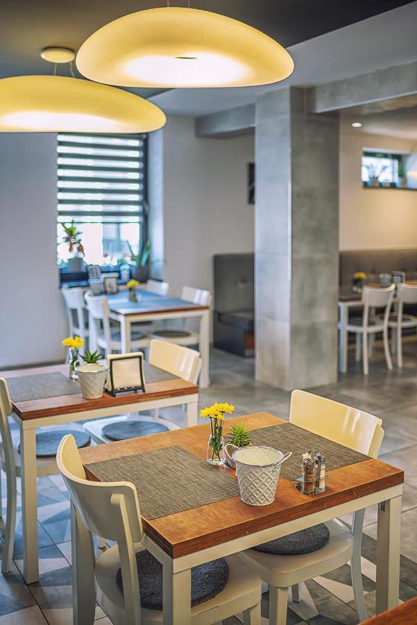 Timeout City Hotel Liptovsky Mikulas Ngoại thất bức ảnh