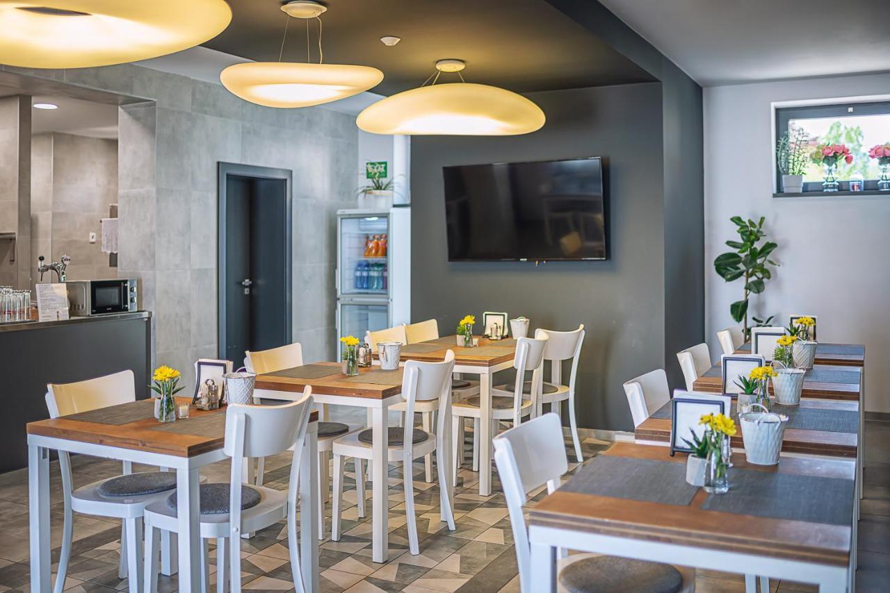 Timeout City Hotel Liptovsky Mikulas Ngoại thất bức ảnh