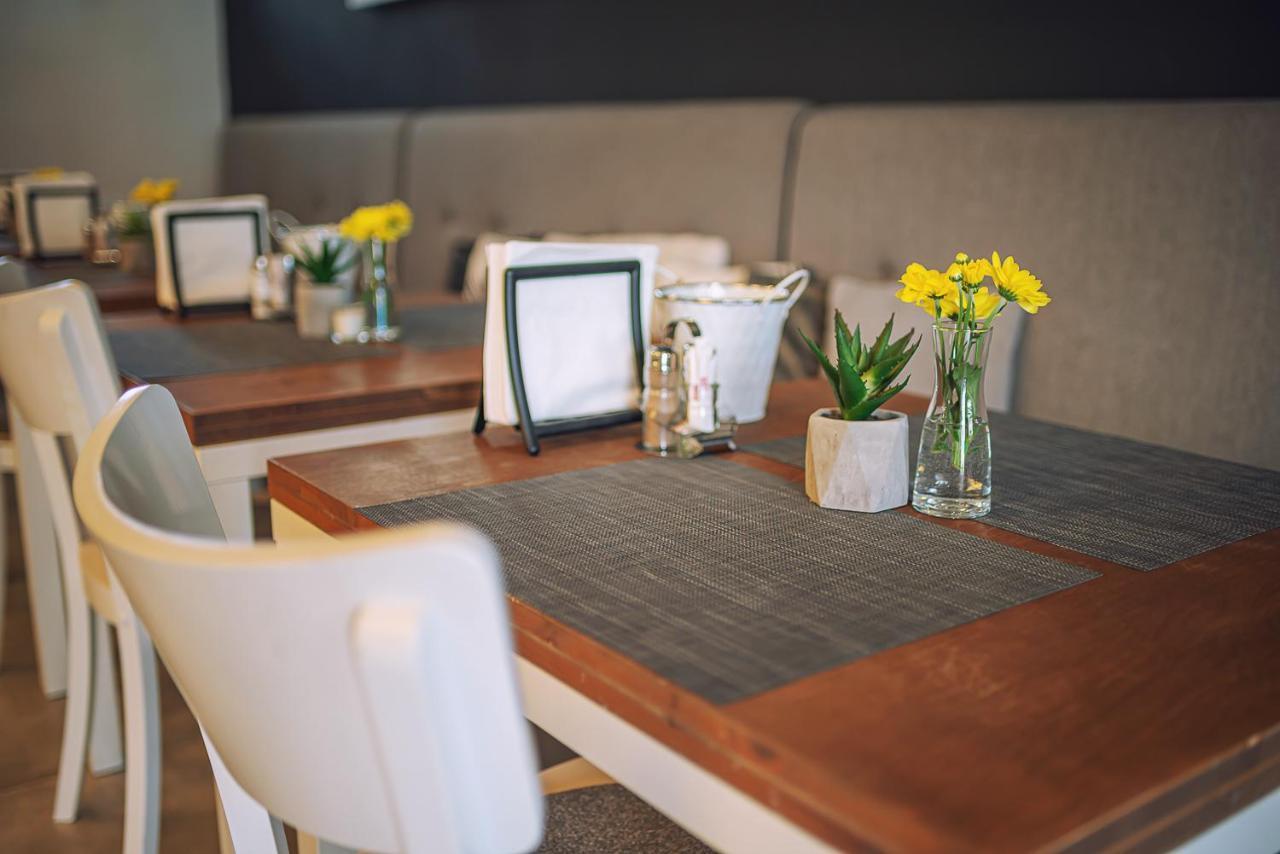 Timeout City Hotel Liptovsky Mikulas Ngoại thất bức ảnh